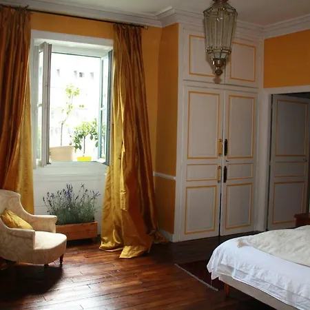 Gasthof La Maison Bleue Rennes